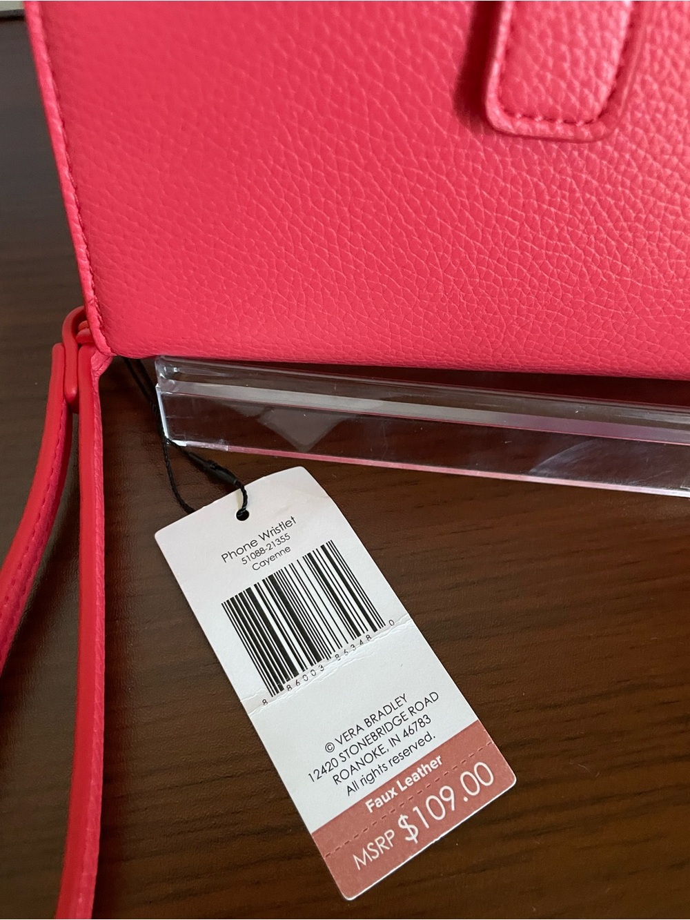 Very Bradley Cayenne phone wristlet, keychain, and coin purse bundle - Picture 2 of 9